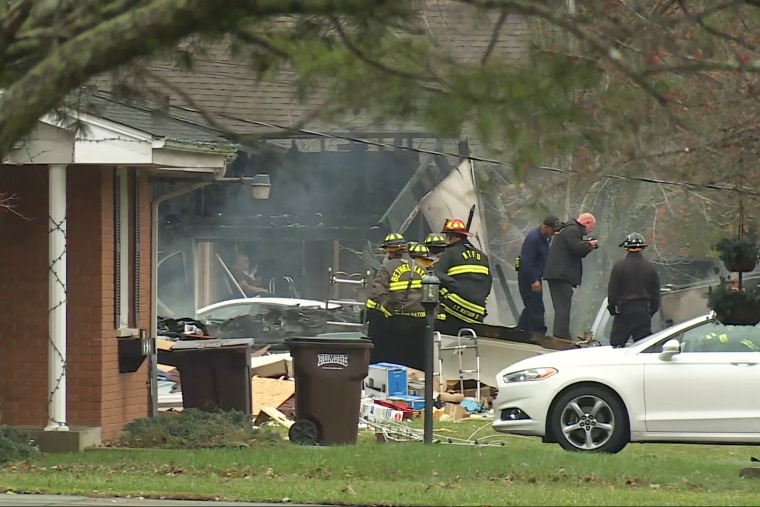 firefighters investigation ohio house explosion