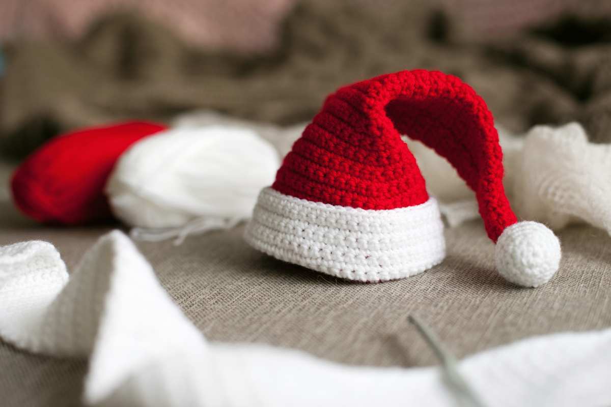 The house decorated for Christmas with crochet ideas