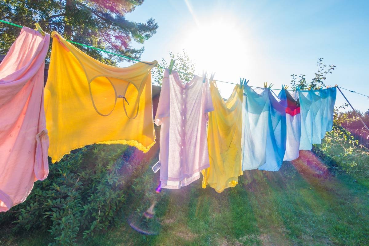 Ways to prevent clothes from fading