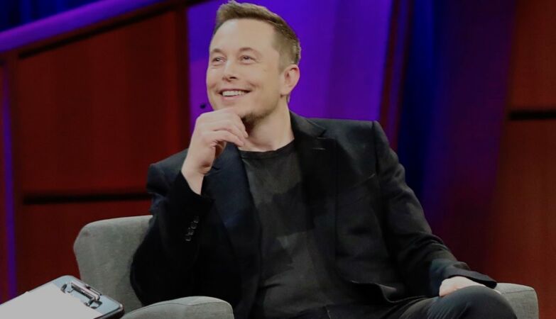 Musk calls Scholz a fool. Chancellor thanks