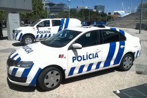Portugal renewed the residence of an Algerian who fled the PSP when he was already wanted in Germany