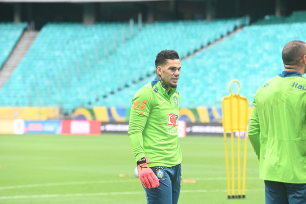 Goalkeeper Éderson during the last training session at Arena Fonte Nova