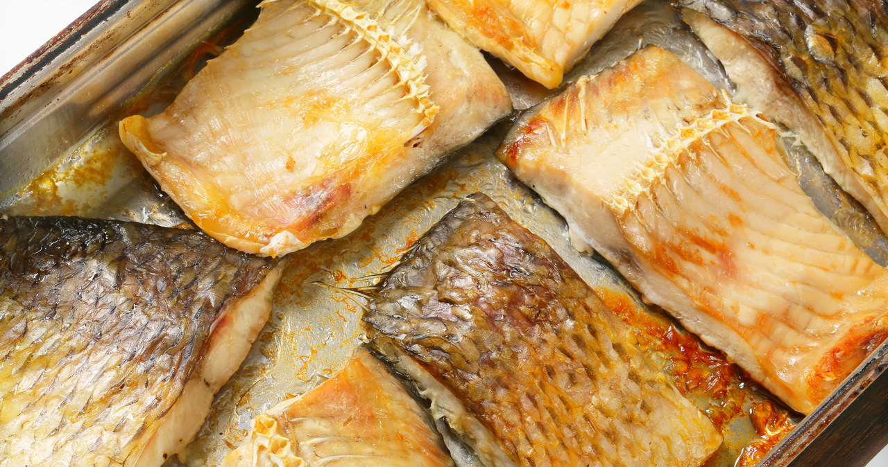 This is how you can tell if the carp is fresh. Pay attention to this detail