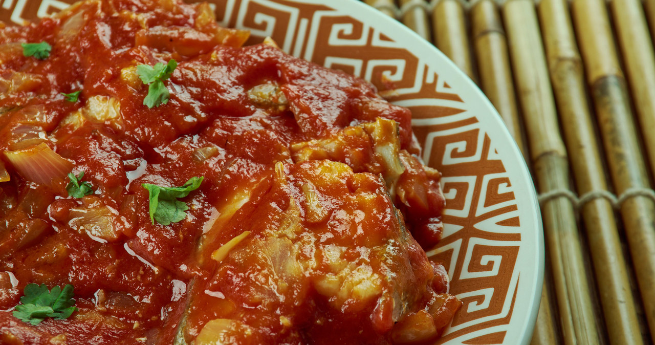 ​Forget about fish in Greek. With this sauce, guests will eat straight from the plate /123RF/PICSEL