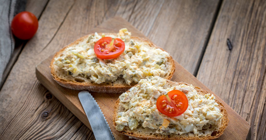 This is the best sandwich spread for seniors. Improves memory and protects against dementia /123RF/PICSEL