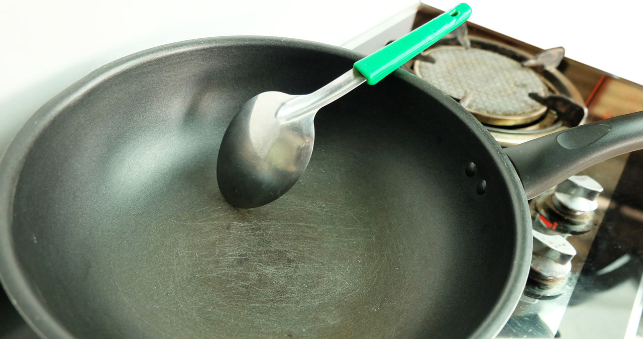 Improper use of Teflon cookware may result in their destruction /123RF/PICSEL