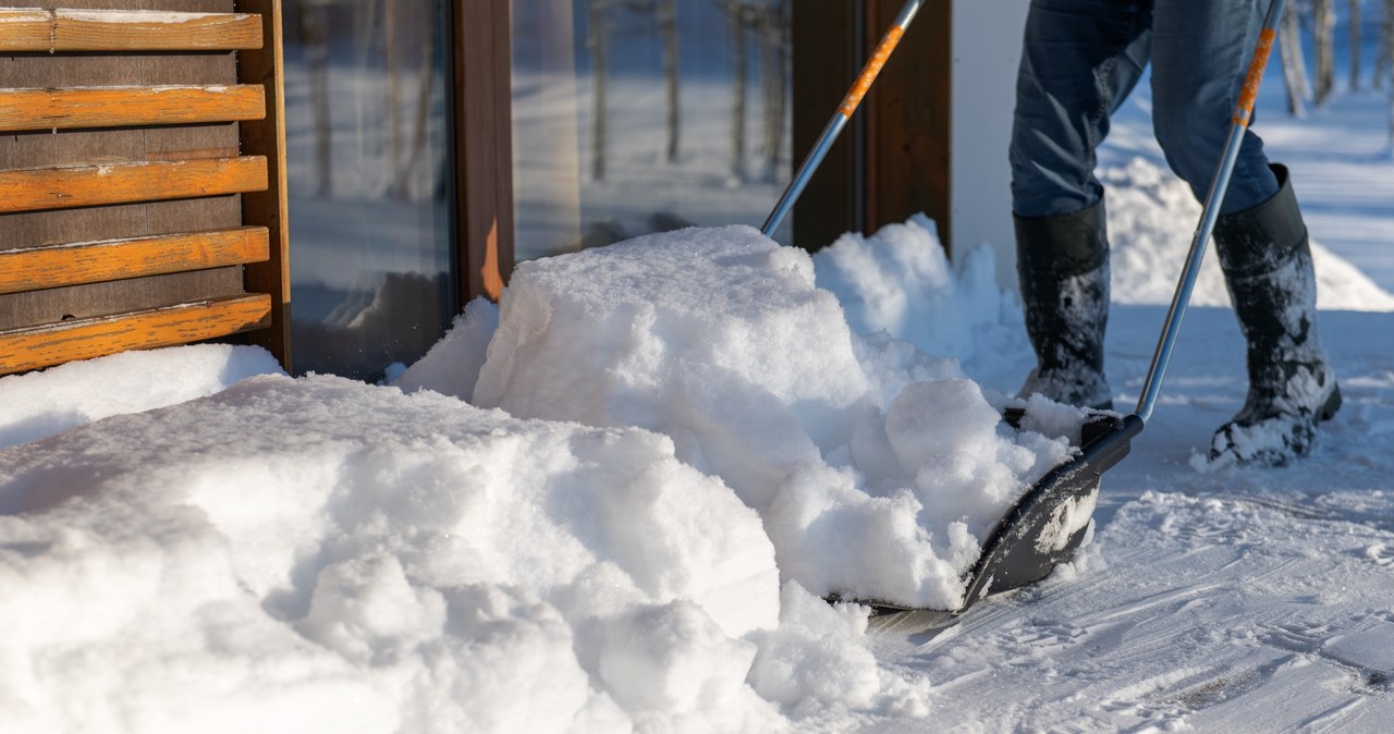 We have to clear most of the terraces of snow. /123RF/Picsel, 123RF/Picsel /Pixel