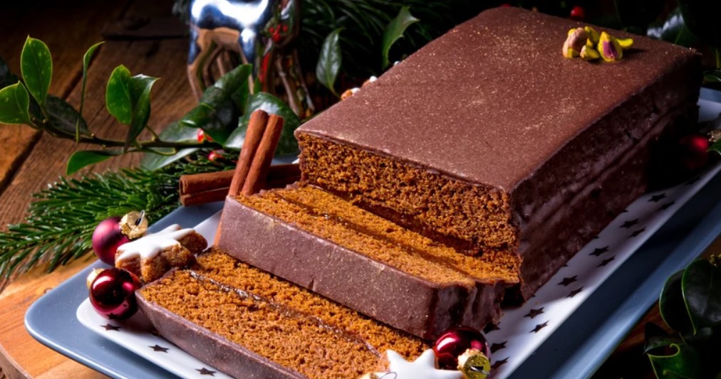 ​The gingerbread from Sister Anastazja's recipe simply melts in your mouth. The best for the holidays