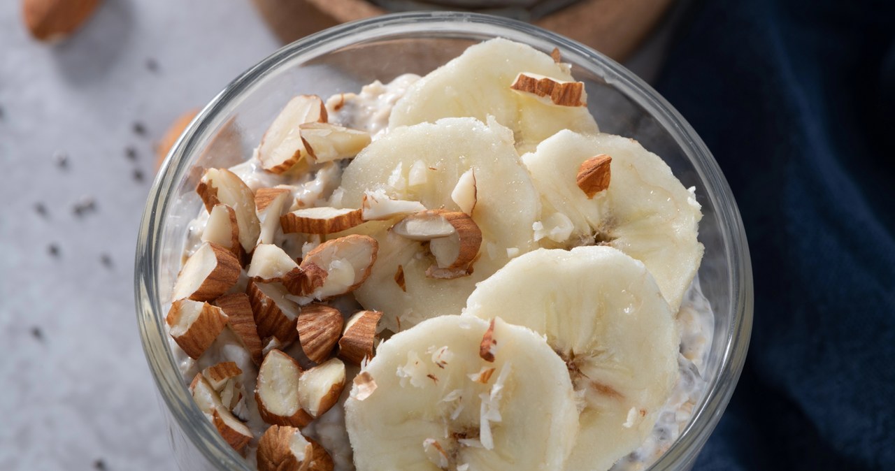 Make this pudding for breakfast. It will help you lose weight and stay young