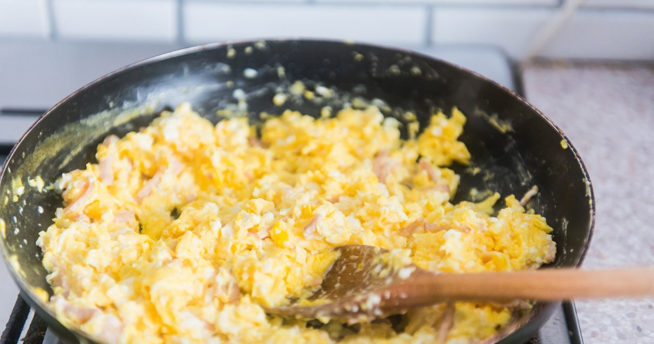 I add it to scrambled eggs instead of bacon. I don't snack between meals and I lose weight faster
