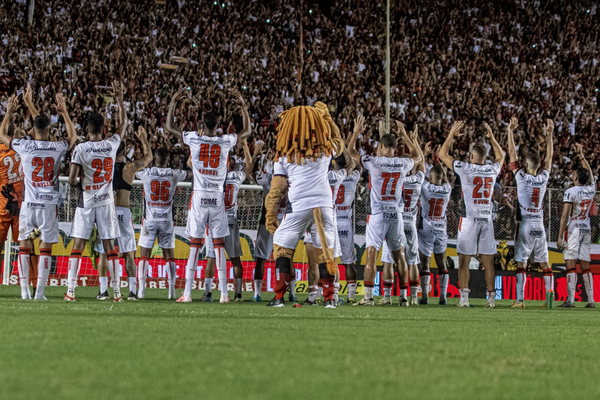 Vitória won 40 of the 47 points using the current white uniform in Series A