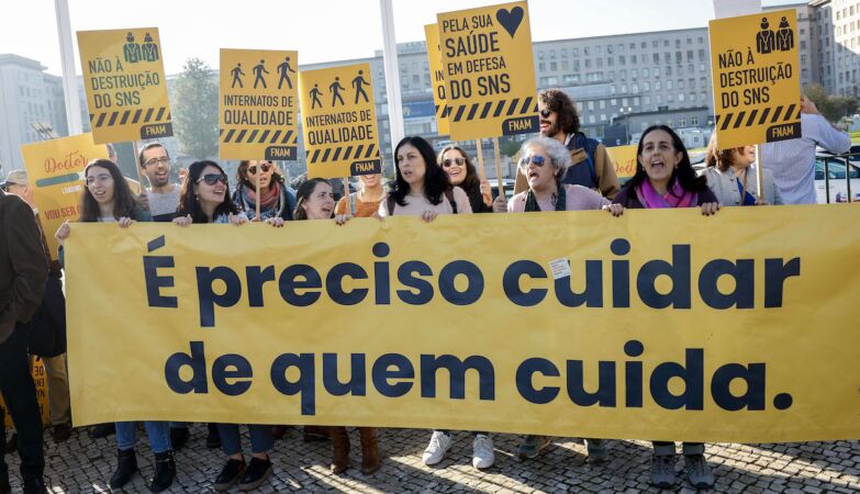 “Indescribable overload.” Internal doctors earn 12 euros an hour and work overtime