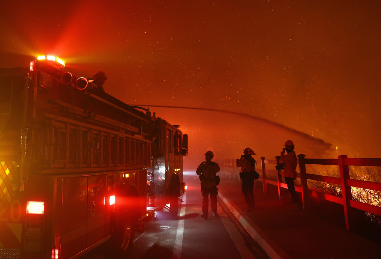 Franklin Fire Spreads Quickly 5 Miles North Of Downtown Malibu