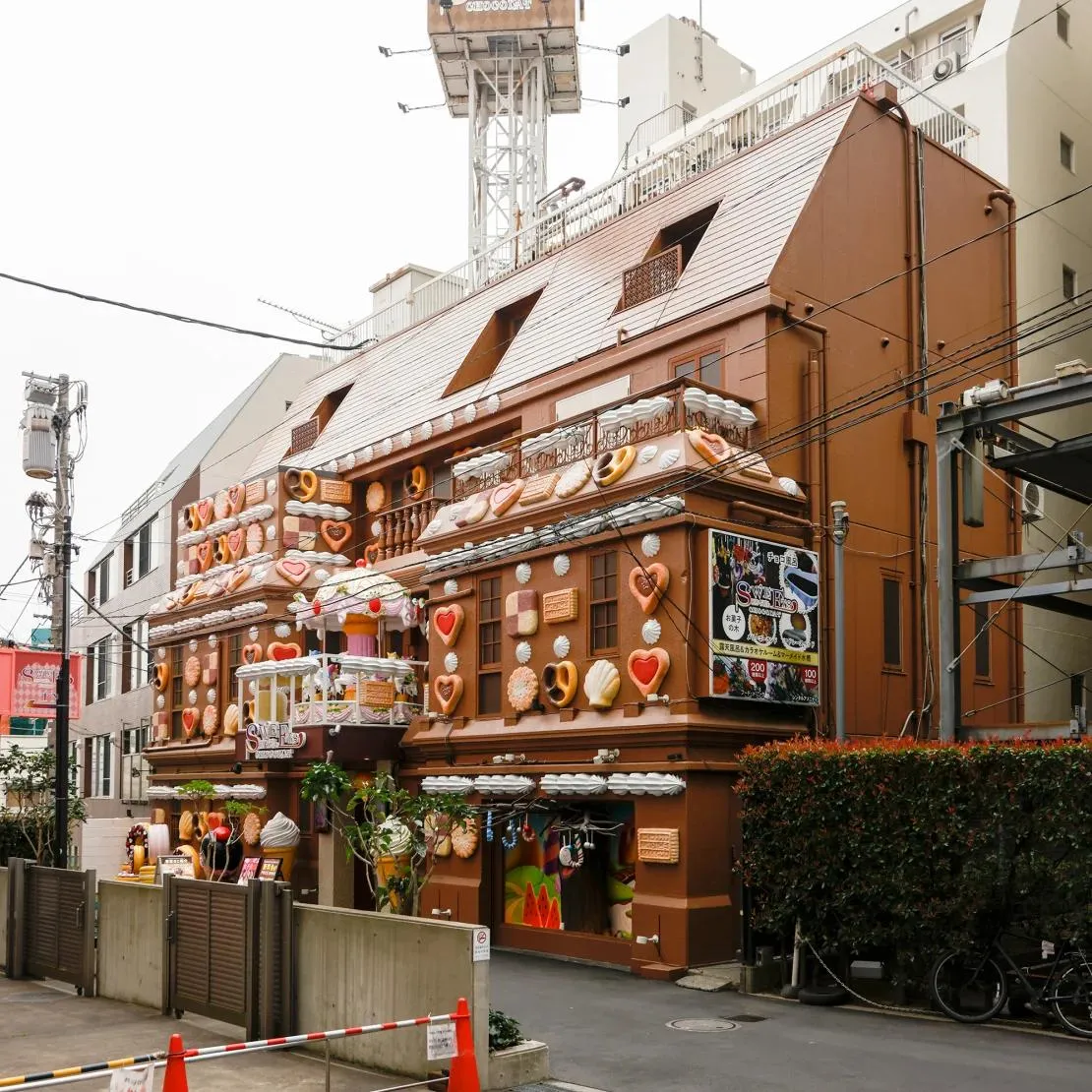 This French photographer went to Japan in search of the most surreal "love hotels". And found them