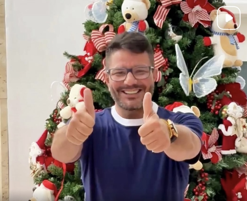 In Manaus, Gladson wishes Merry Christmas to the population of Acre and thanks state employees