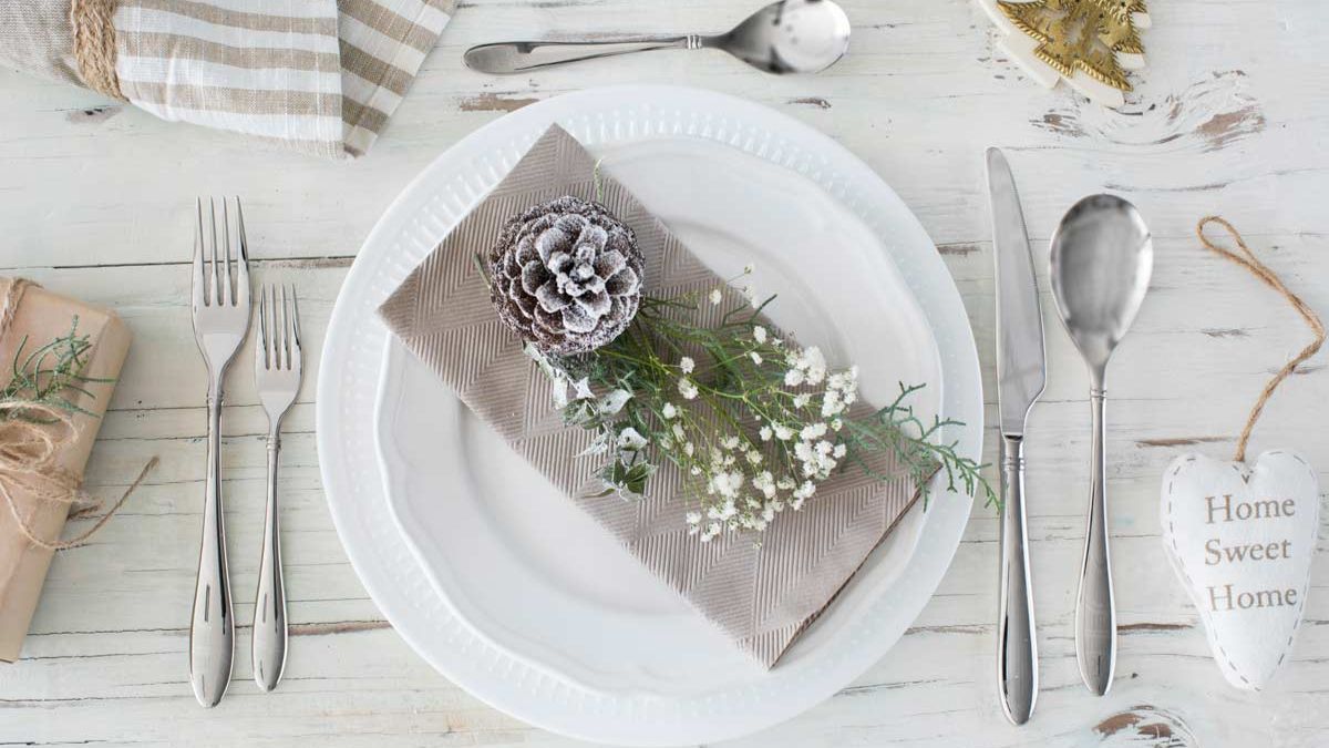 Elegant New Year's table