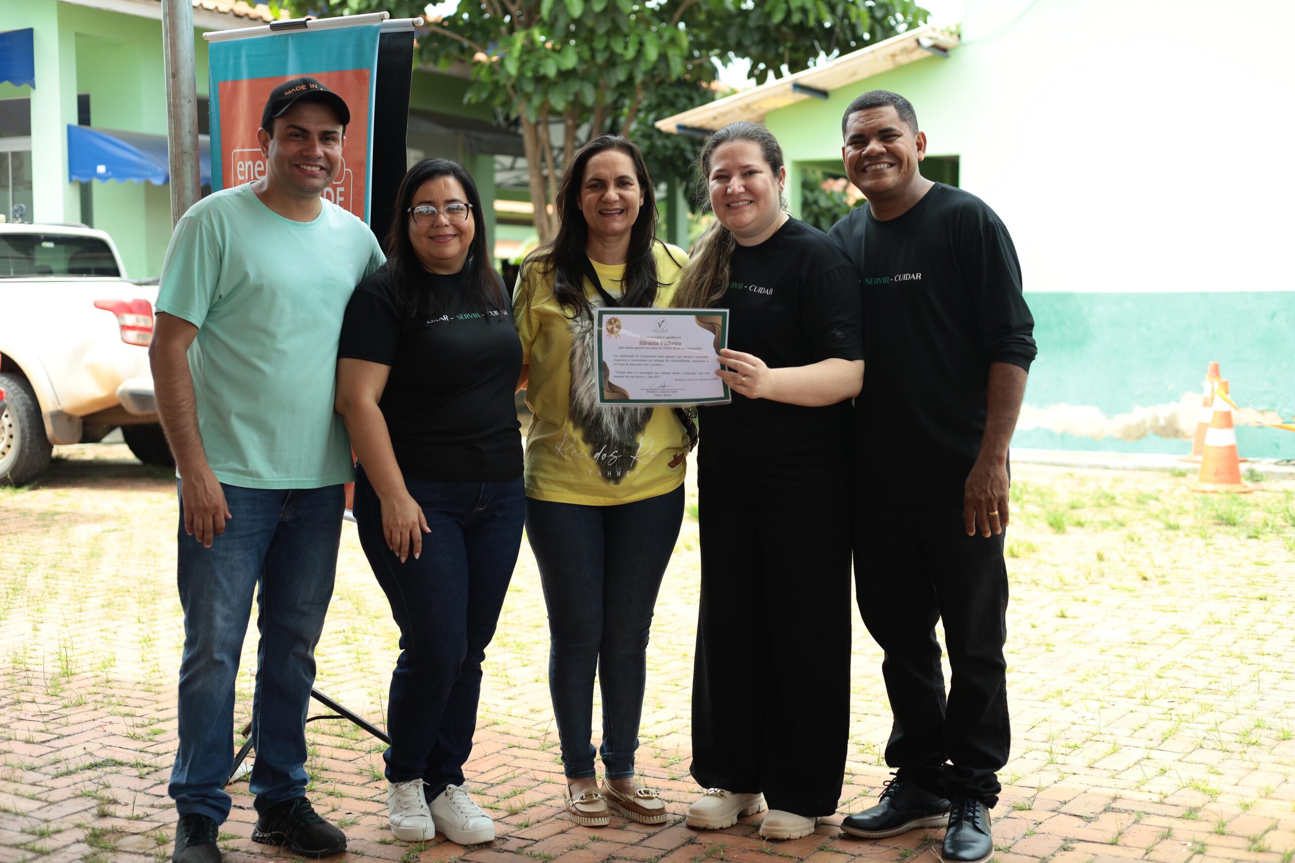Videira na Comunidade serves around 800 people in Christmas solidarity action in Cidade do Povo