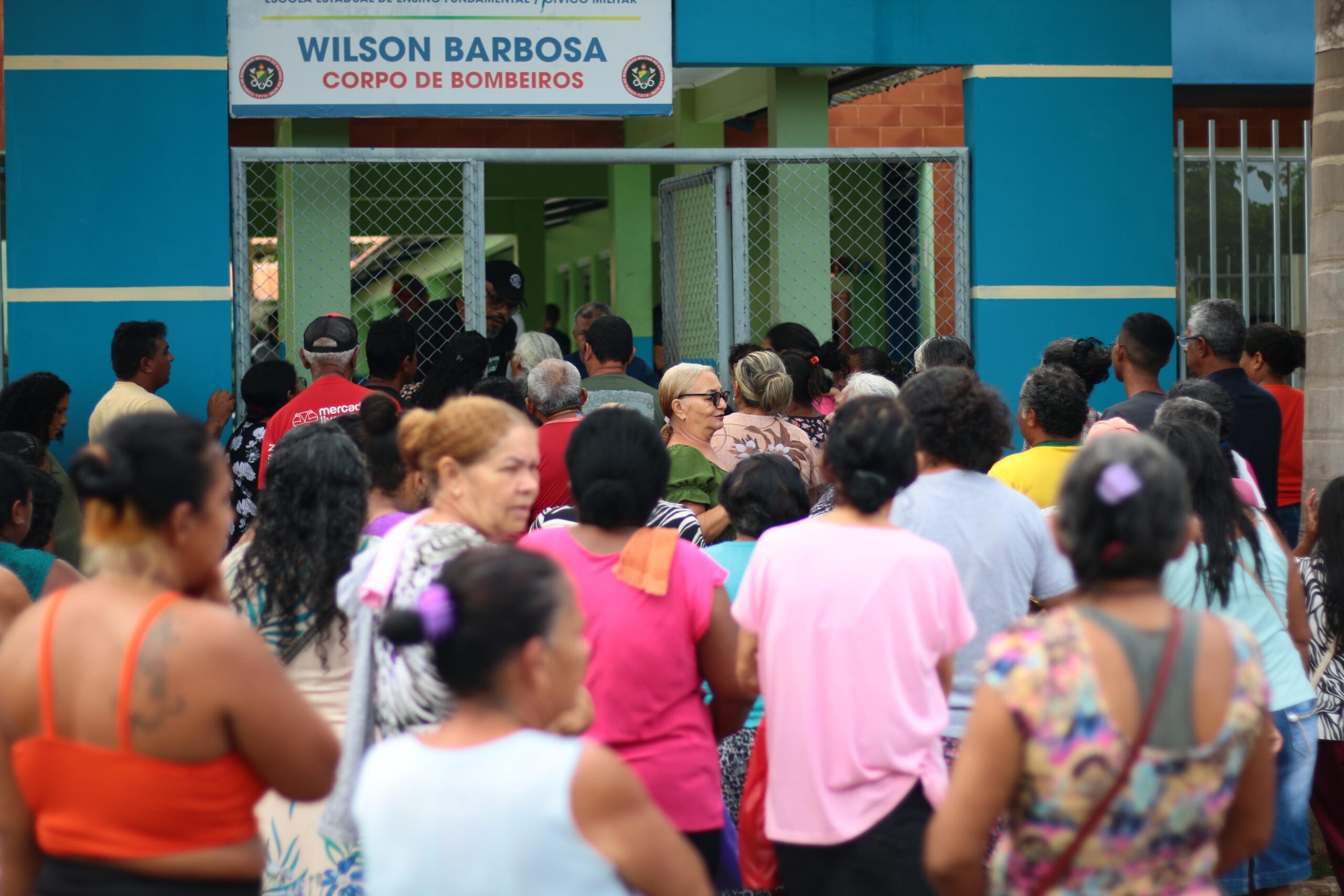 Videira na Comunidade serves around 800 people in Christmas solidarity action in Cidade do Povo