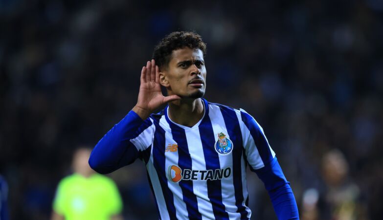 Dragão qb wins towards vice-leadership