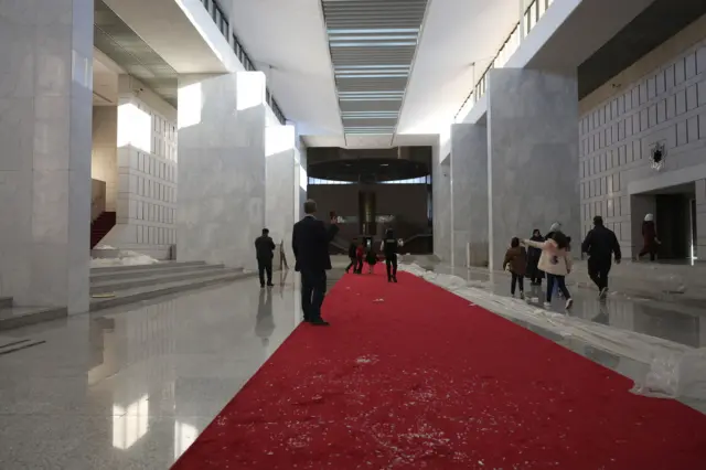 Main entrance to the residential palace