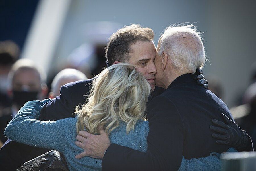 Biden breaks promise and gives “total and unconditional” pardon to son who should be arrested