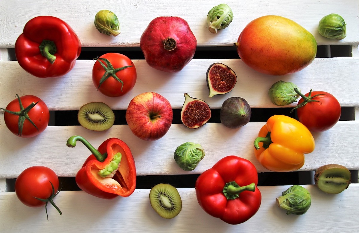 Twin study links depression to the amount of fruit and vegetables we eat