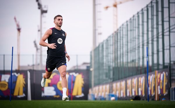 Ferran Torres in Barcelona training