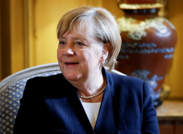 Merkel: Intense criticism of her book - "Arrogance and no self-criticism"