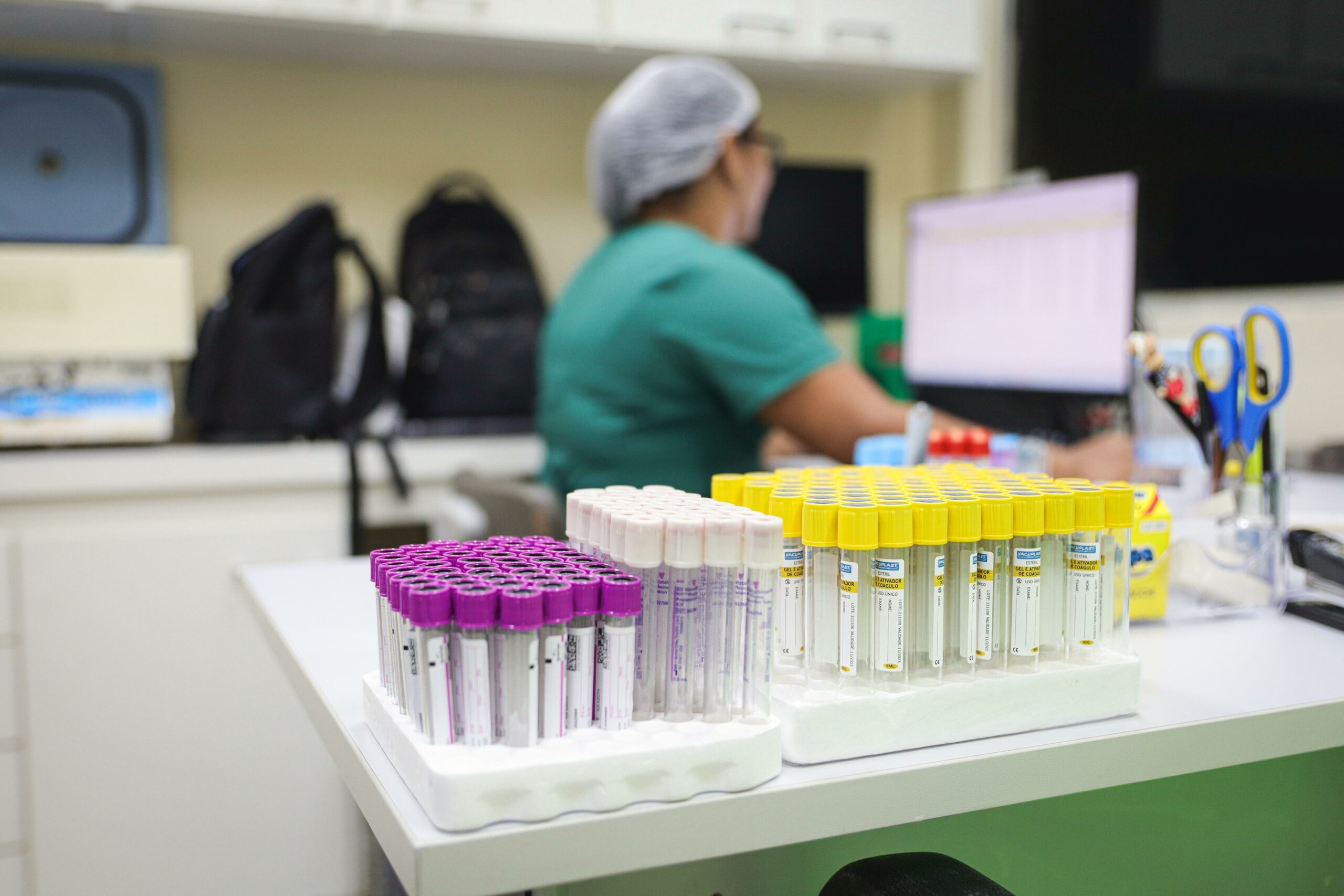Brazil records an increase in HIV cases, despite the drop in AIDS deaths, reports bulletin