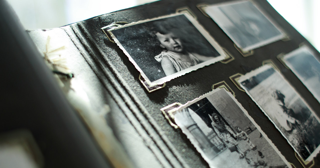 It is worth starting the search for noble origins by talking to the oldest members of the family. /Jagoda Lasota /press materials