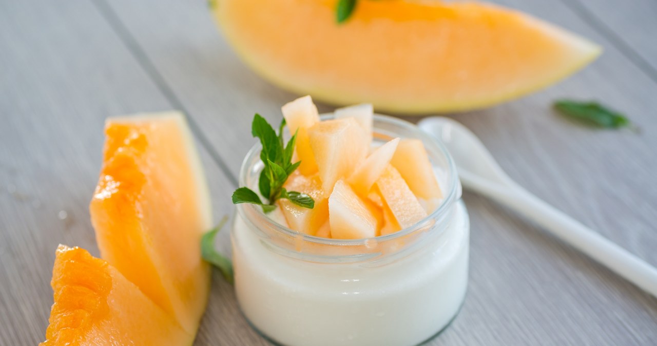 Melon is a great addition to yogurt. /123RF/Picsel, 123RF/Picsel