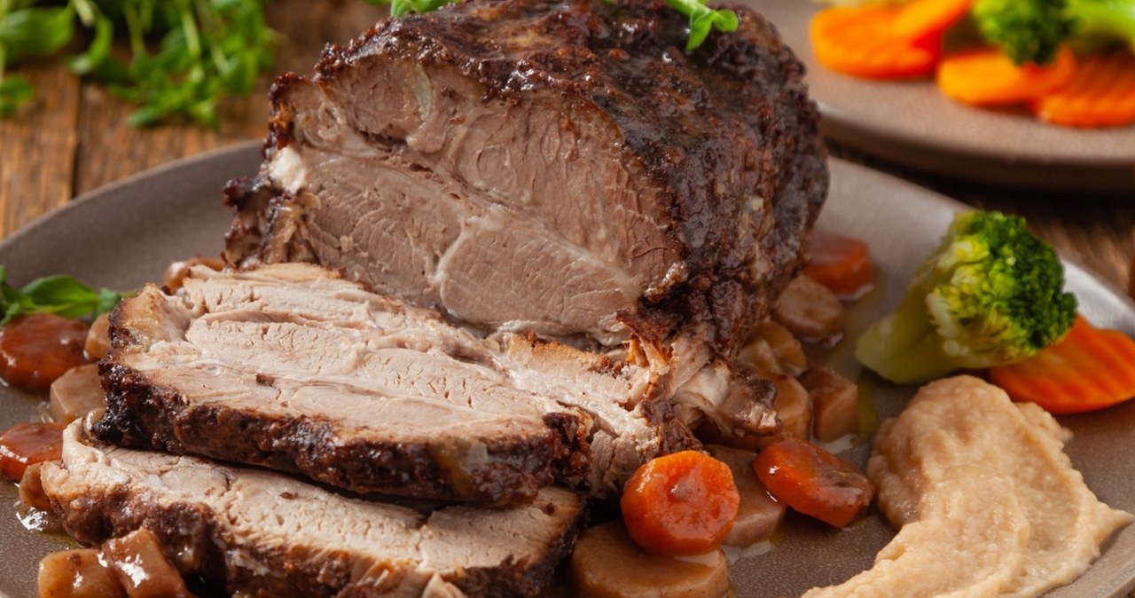 A dish worthy of a royal table. This roast will fill everyone up