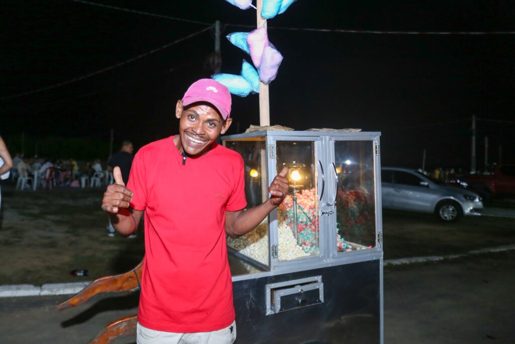 With a show by Tarcísio from Arcodeon, New Year's Eve in Cruzeiro do Sul brings together thousands of people; SEE PHOTOS