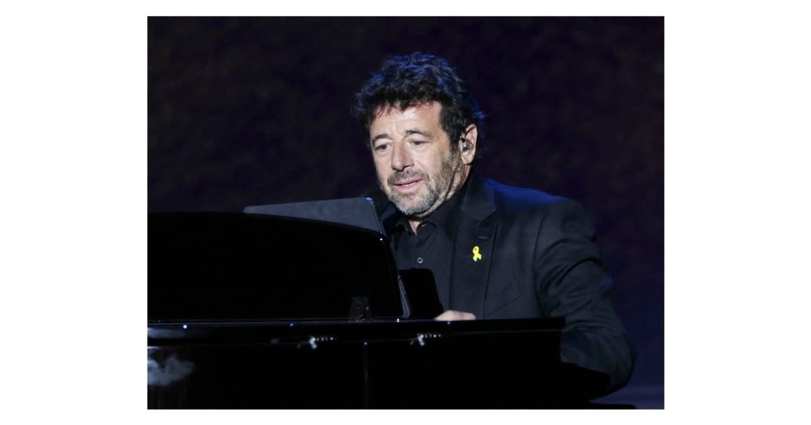 Patrick Bruel garde le sourire malgré sa maison partie en fumée, le chanteur bien entouré