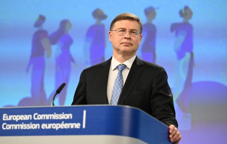 Trump Tariffs: Europe Ready to Respond - What Dombrovskis Says