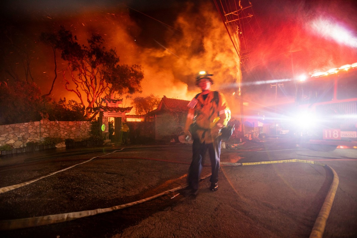 Fire in Los Angeles: Experts talk about revelatory images - The battle with the flames is uneven