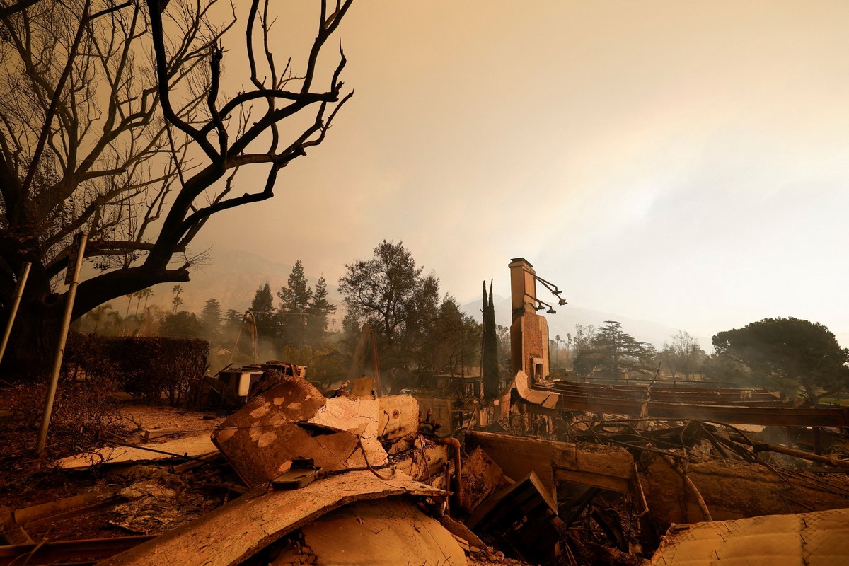 Fire in Los Angeles: Biblical disaster - Desperate residents, firefighters fight