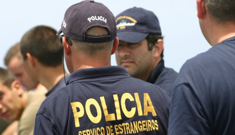 Portuguese accountant issued false employment contracts to illegal immigrants in Europe