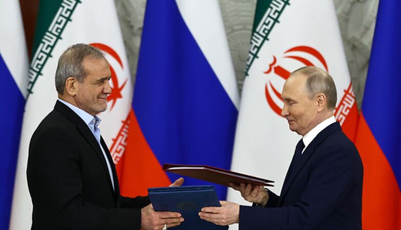 Russia and Iran strengthen ties, but were once historic enemies