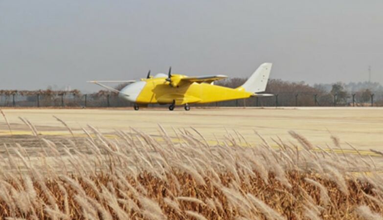 "A pickup van in the sky." Chinese giant drone passes test with a ton