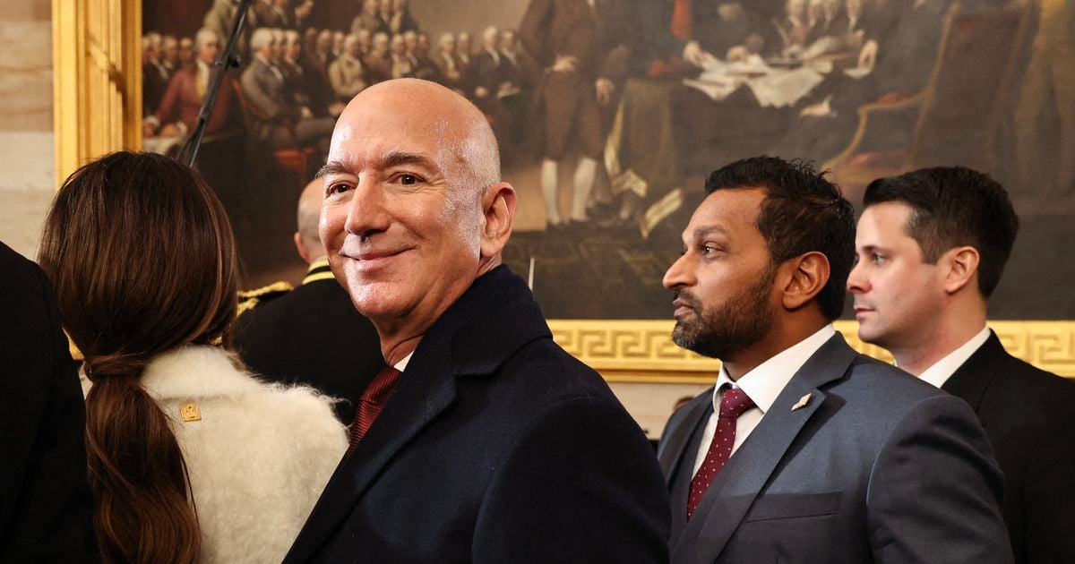 "He said to me one day ...": Why Jeff Bezos refused to give transport titles to his employees at Amazon