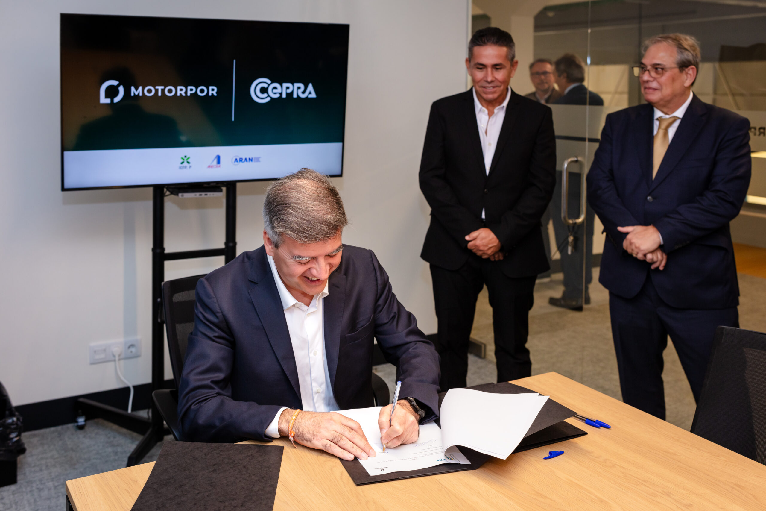 Motorpor Group opens dealership in Faro and creates 45 new jobs