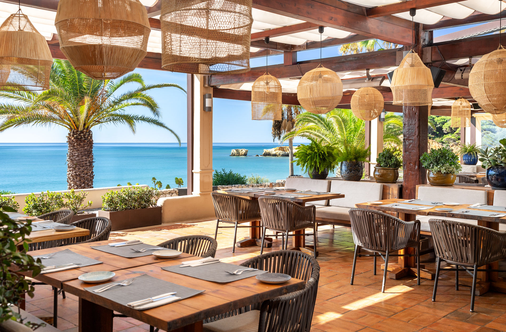 Atlântico Restaurant in Albufeira celebrates the 'Flavors of the Sea and the Land' on weekends