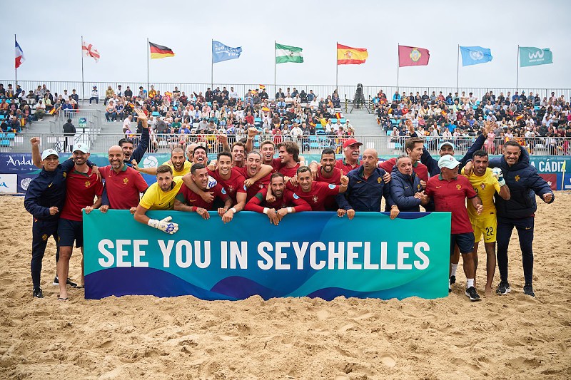 National beach soccer team carries out preparation training for the 2025 World Cup