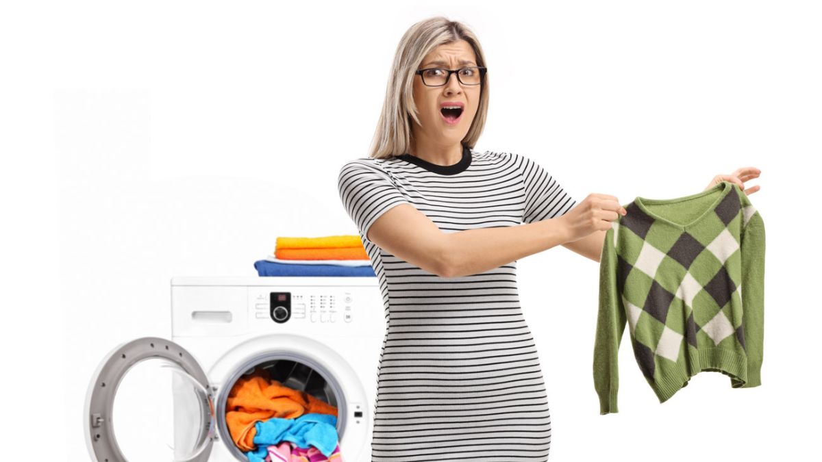 Remedies for a shrunken sweater in the washing machine