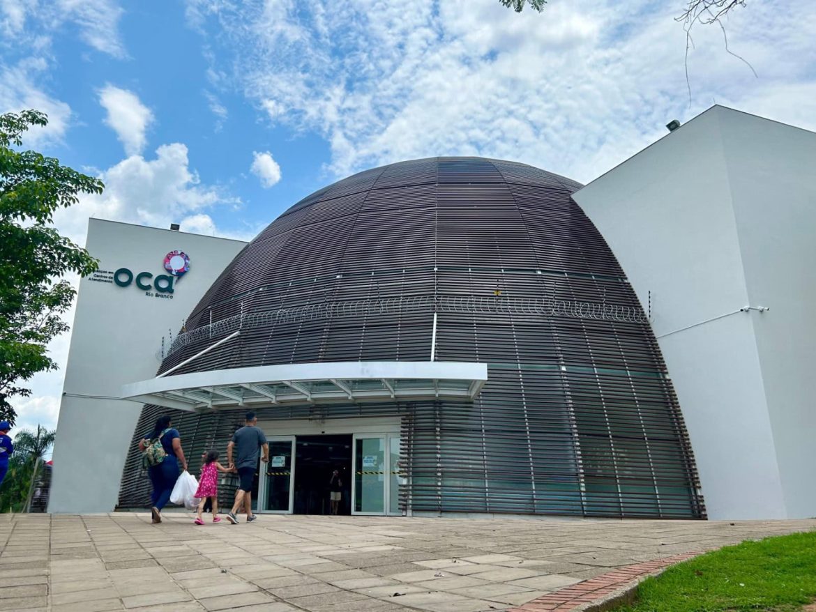 Holiday Monday: find out how services operate in the state on Catholic Day
