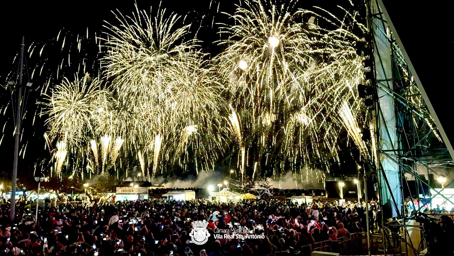 Monte Gordo celebrates New Year's Eve with thousands of people and a Calema show