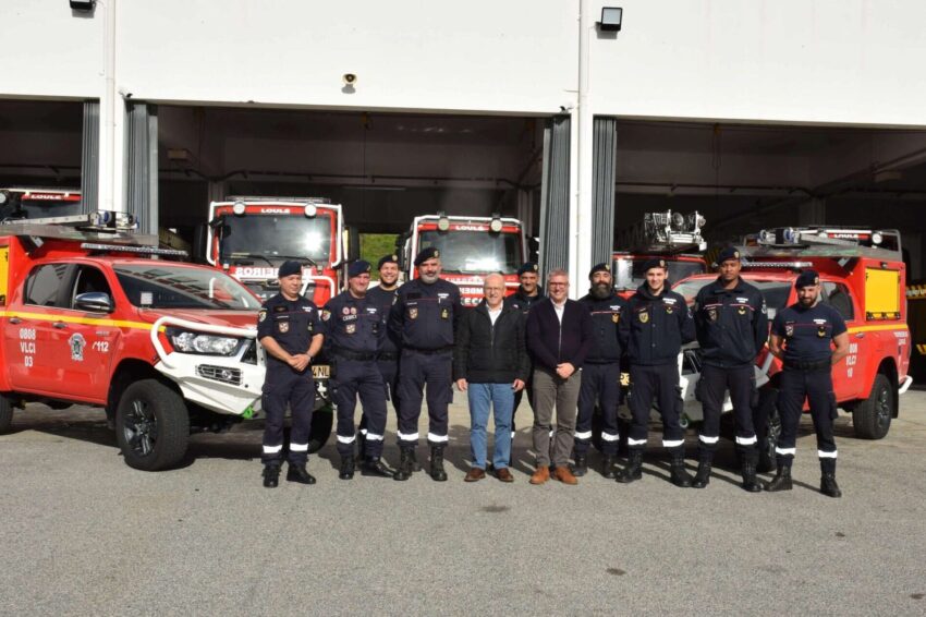 Loulé Chamber reinforces fire department fleet with two new fire fighting vehicles