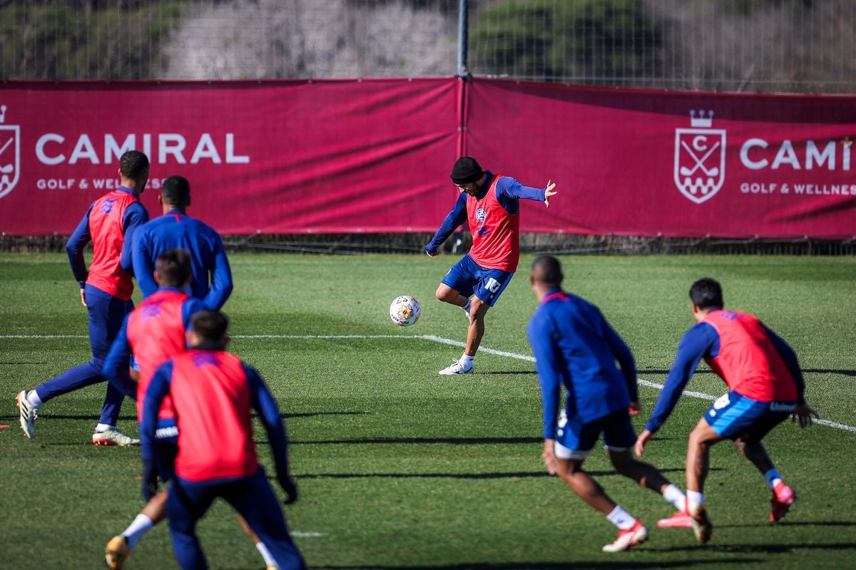 Bahia during pre-season training in Girona, Spain