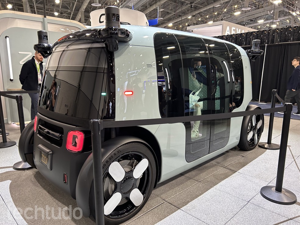 Zoox autonomous car exhibited at CES 2024 — Photo: Tainah Tavares/TechTudo